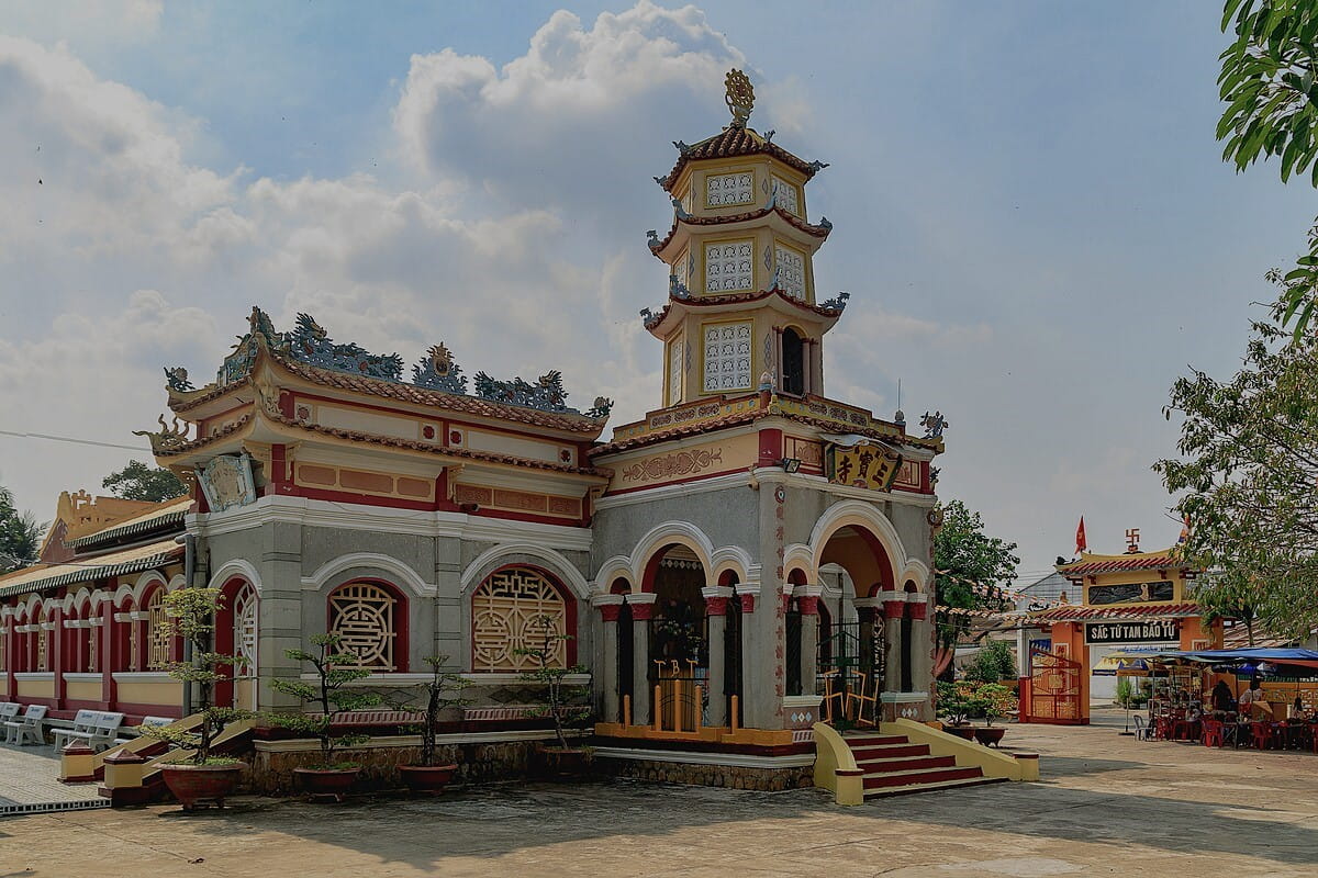 Tam Bao Temple